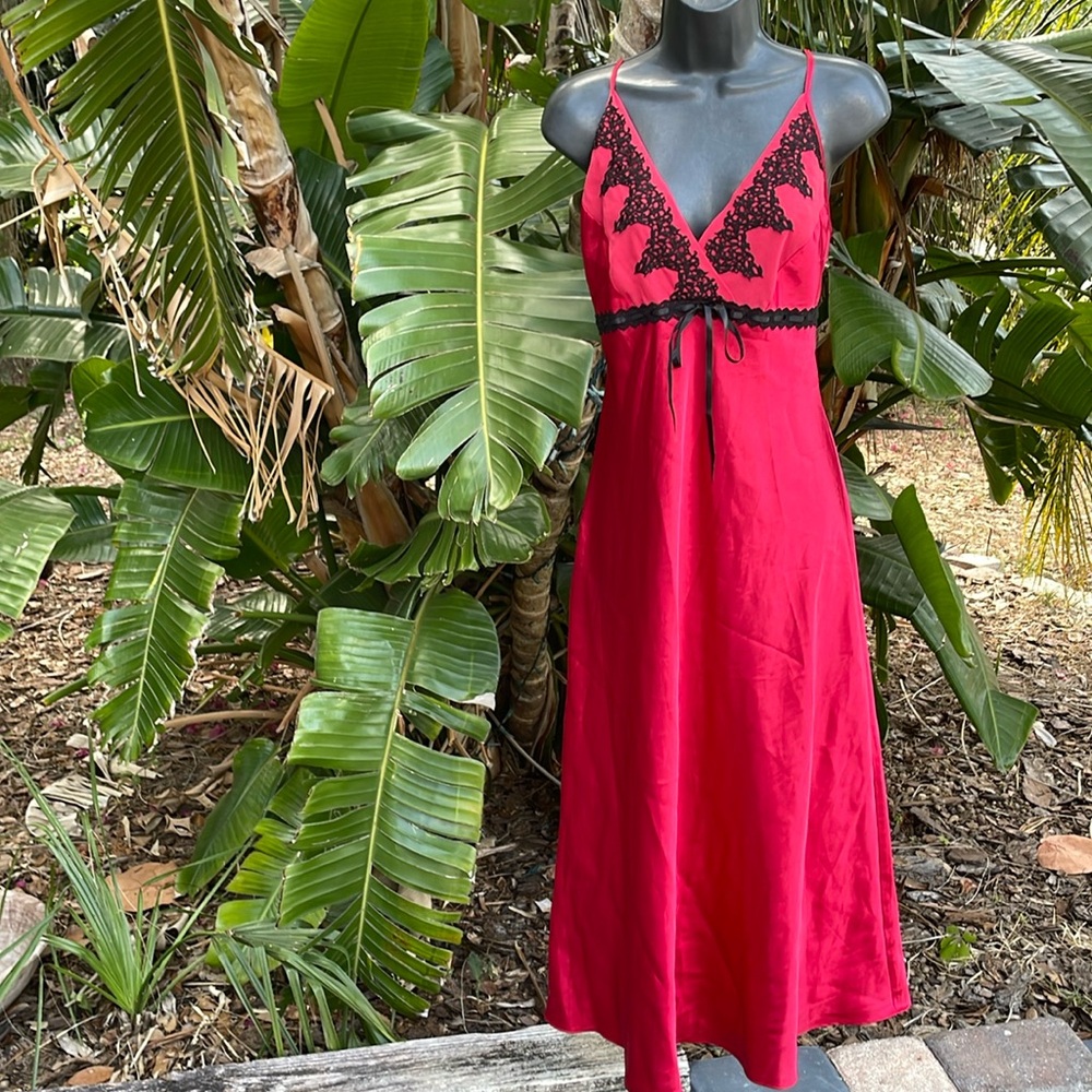 lace trim slip, dress or nightgown
